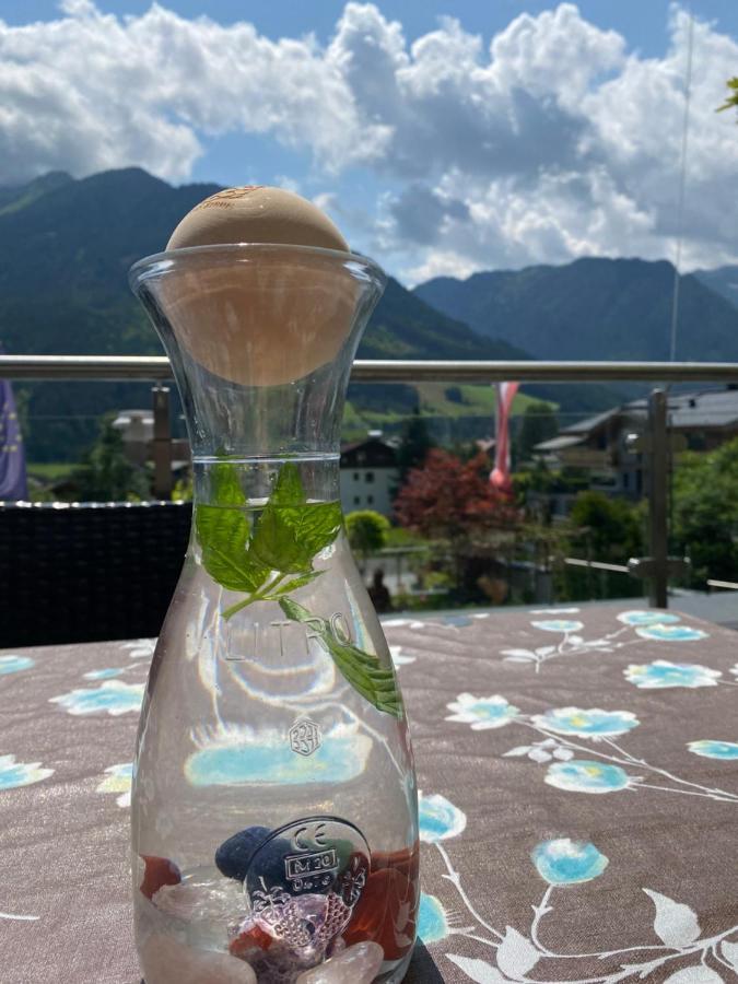 Hotel Garni Pinzgau, Bernd Huettl Neukirchen am Großvenediger Eksteriør billede