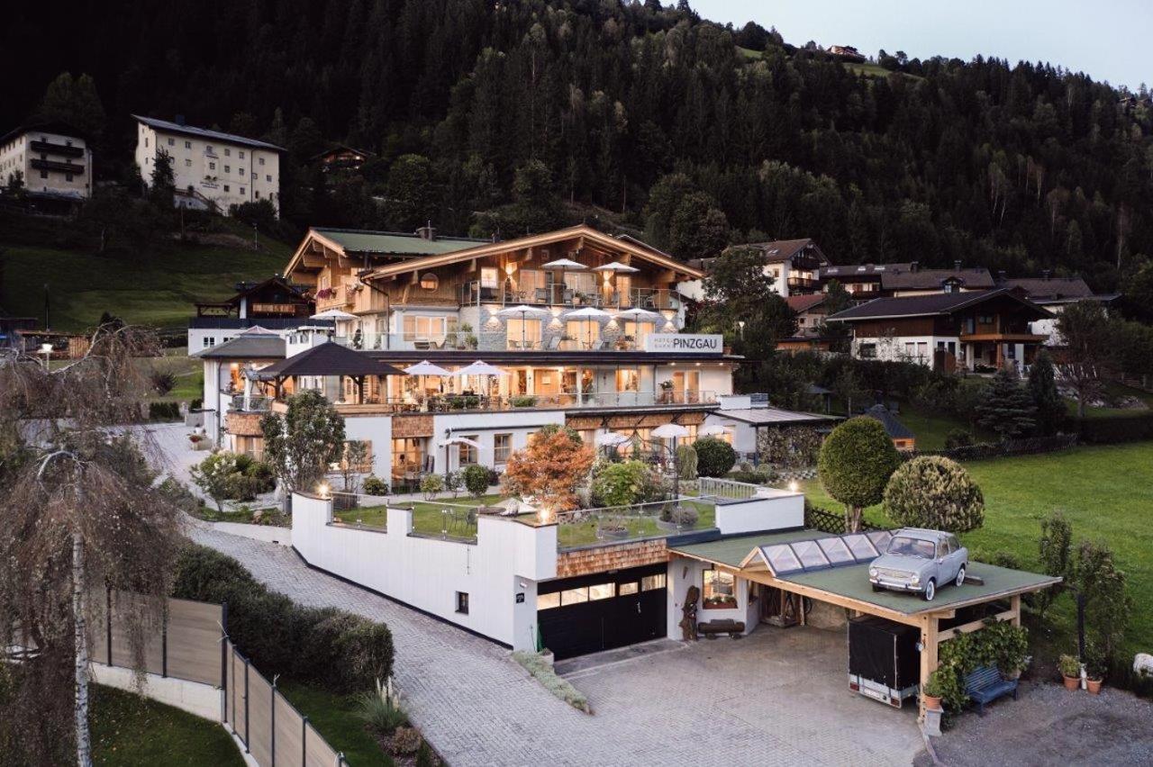 Hotel Garni Pinzgau, Bernd Huettl Neukirchen am Großvenediger Eksteriør billede